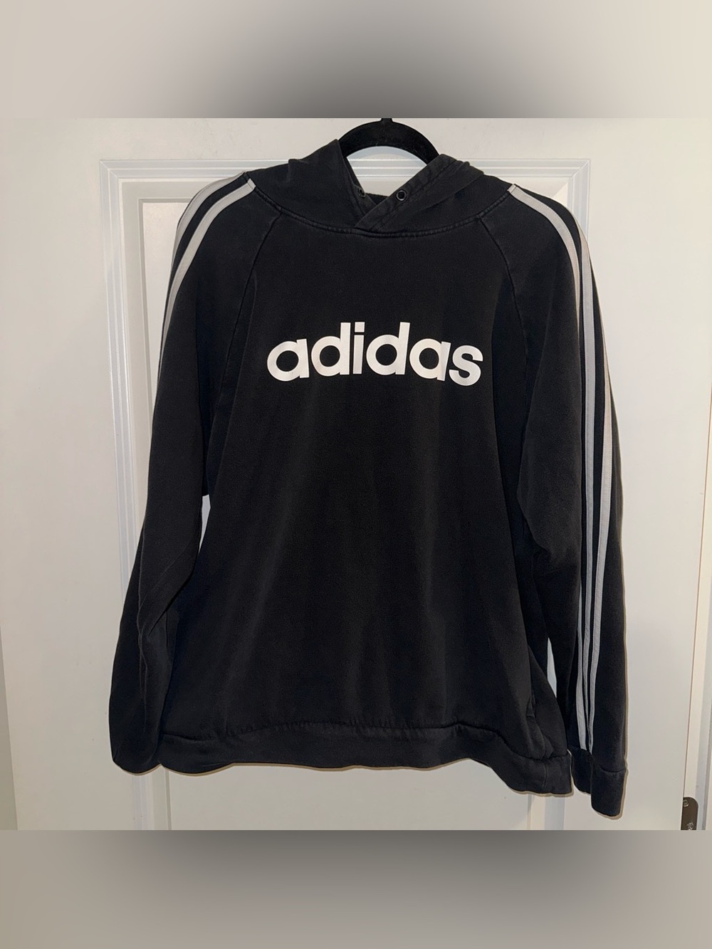 Adidas Men’s Vintage Black Adidas Sweatshirt